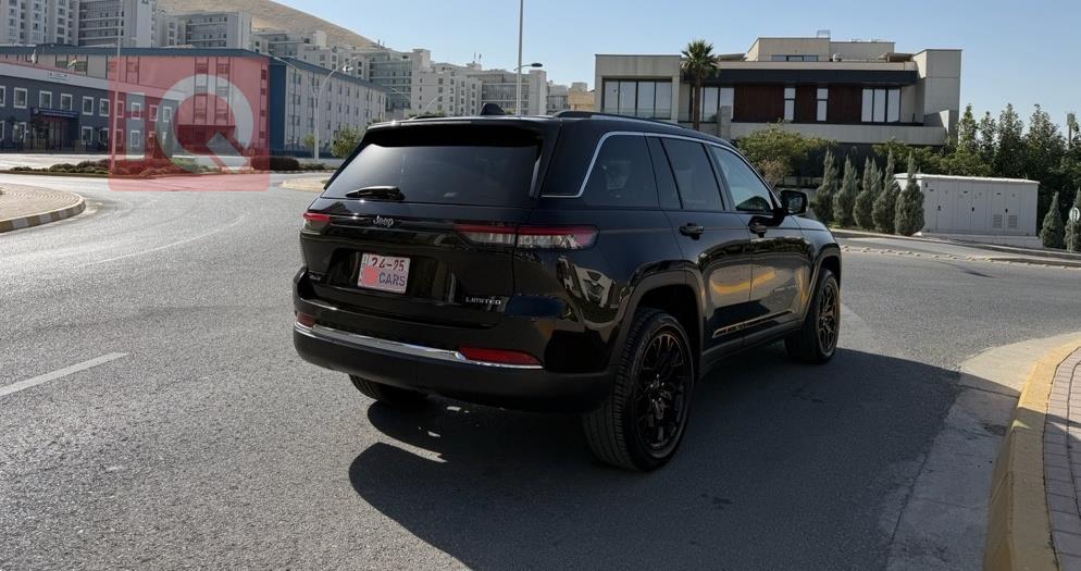 جیپ گراند شیرۆکی